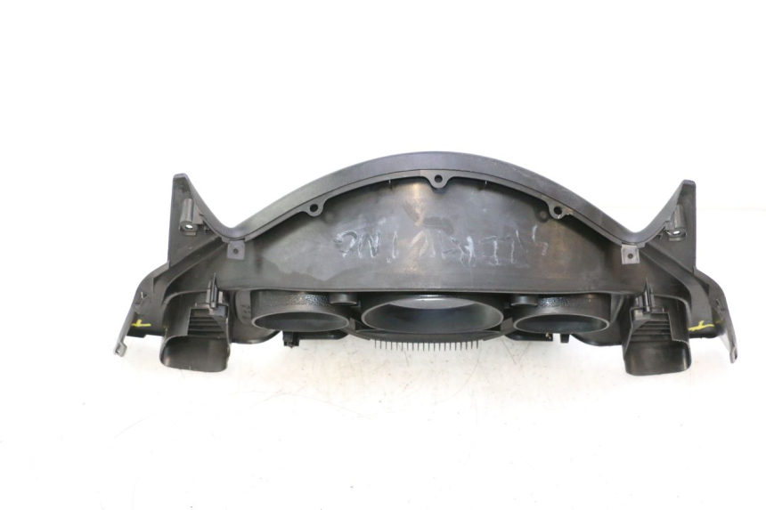 photo de SPEEDOMETER PANEL HONDA FJS SILVER WING SILVERWING 400 (2005 - 2008) - Surface and material condition