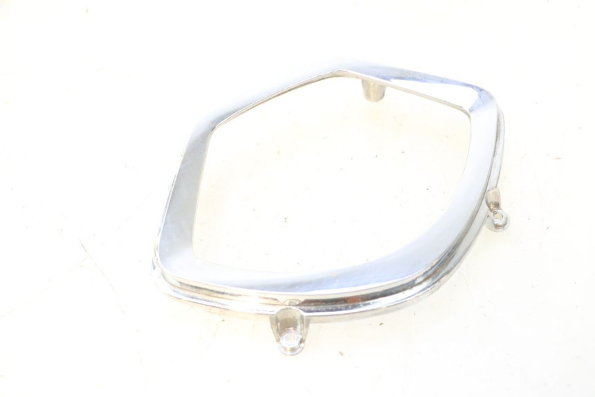 photo de SPEEDOMETER SURROUND PIAGGIO LIBERTY IGET 4T 50 (2015 - 2020) - Technical close-up