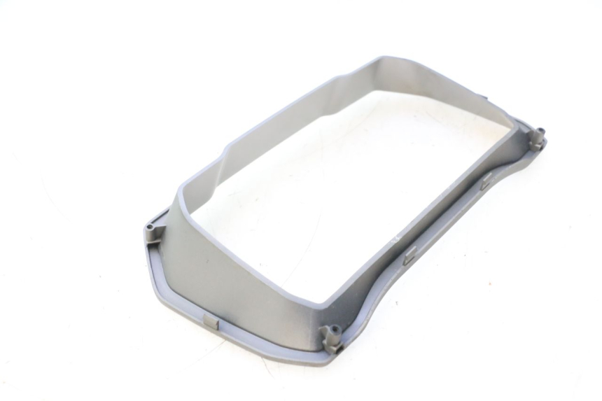 photo de SPEEDOMETER PANEL PIAGGIO MP3 HPE 530 (2022 - 2026) - Zoom on usage condition