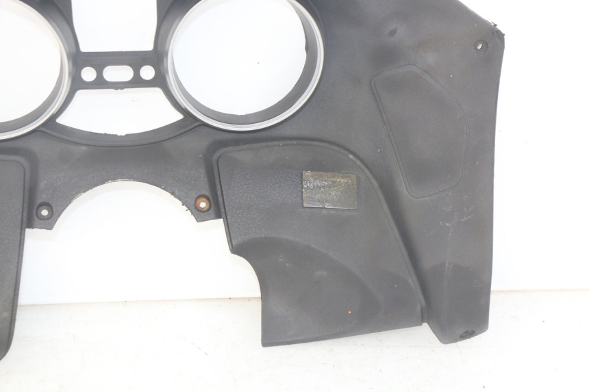 photo de SPEEDOMETER SURROUND PIAGGIO MP3 LT 400 (2007 - 2012) - Component zoom