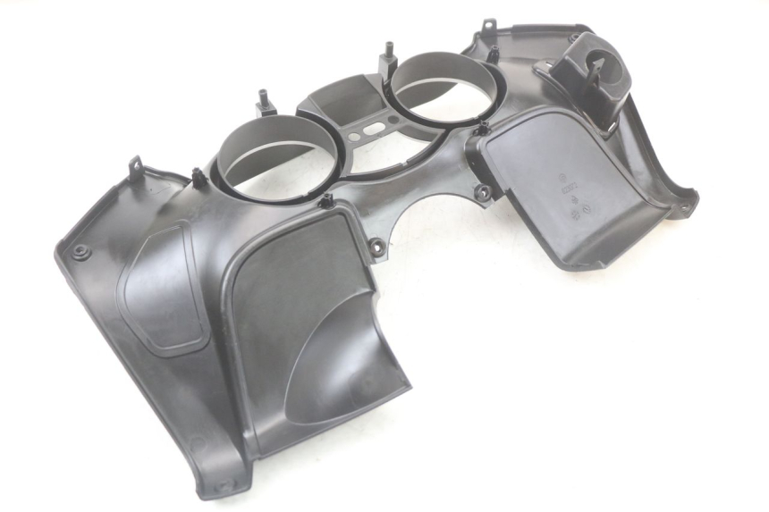 photo de SPEEDOMETER SURROUND PIAGGIO MP3 LT 400 (2007 - 2012) - Product overview