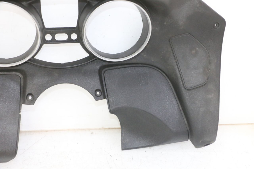 photo de SPEEDOMETER PANEL PIAGGIO MP3 LT 300 (2010 - 2016) - Fixing points details