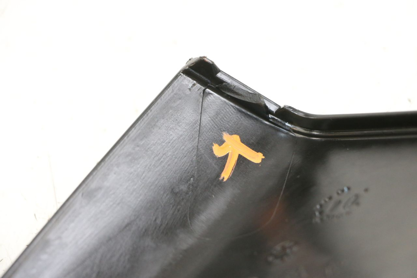 photo de SPEEDOMETER SURROUND PIAGGIO MP3 500 (2011 - 2015) - Alternative perspective