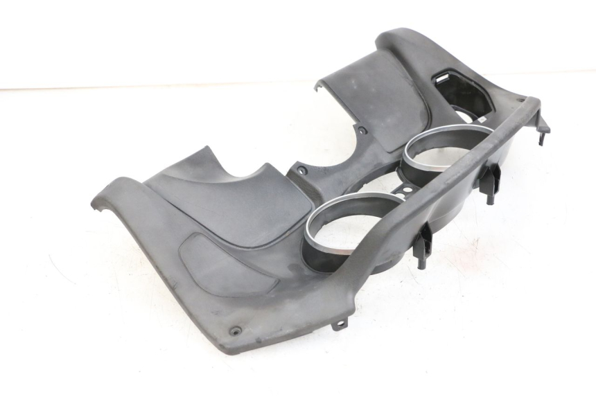 photo de SPEEDOMETER SURROUND PIAGGIO MP3 500 (2011 - 2015) - Fixing points details