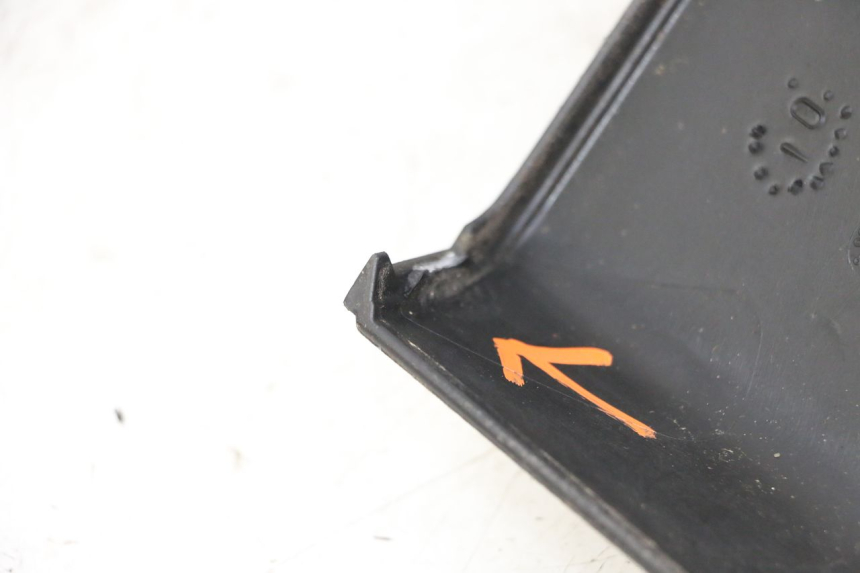 photo de SPEEDOMETER SURROUND PIAGGIO MP3 500 (2011 - 2015) - Alternative perspective