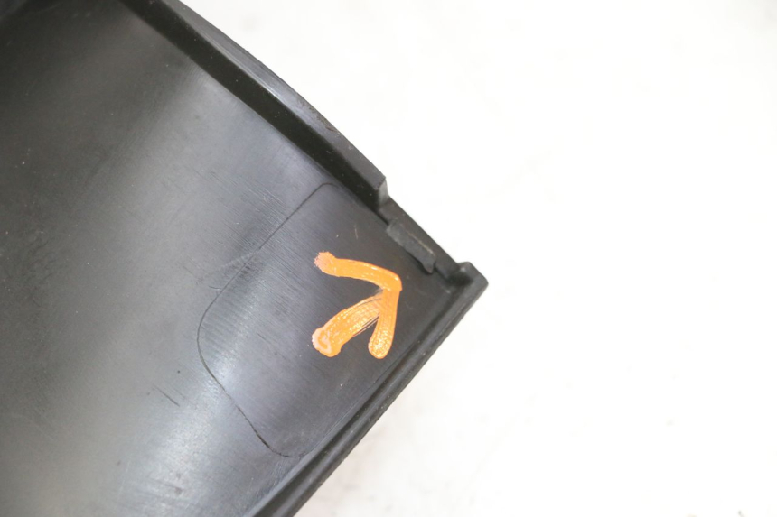 photo de SPEEDOMETER SURROUND PIAGGIO MP3 500 (2011 - 2015) - Technical close-up