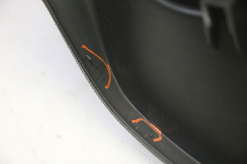 photo de SPEEDOMETER PANEL PIAGGIO MP3 RL 250 (2006 - 2010) - Surface and material condition