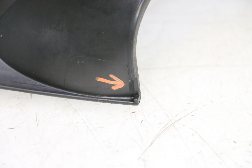 photo de SPEEDOMETER SURROUND PIAGGIO MP3 125 (2006 - 2014) - Technical close-up