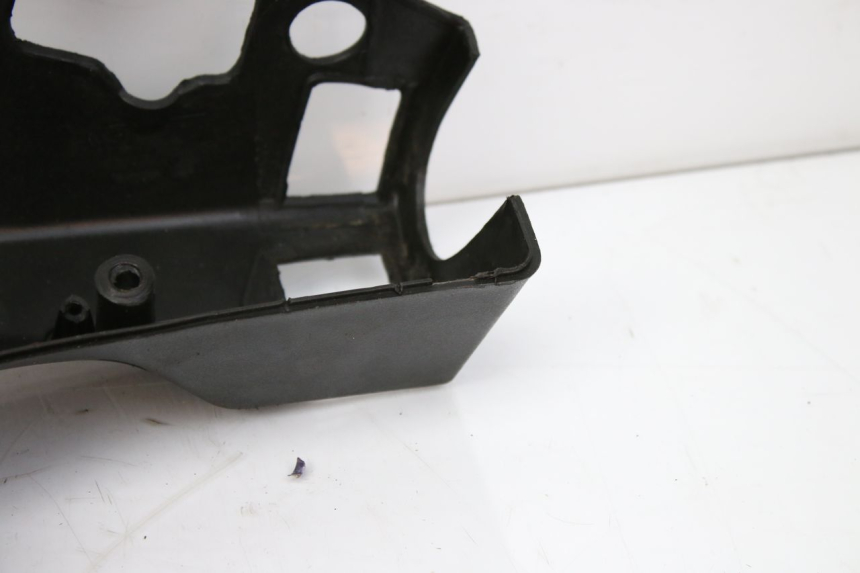 photo de SPEEDOMETER SURROUND KEEWAY OUTLOOK 125 (2007 - 2013) - Fixing points details