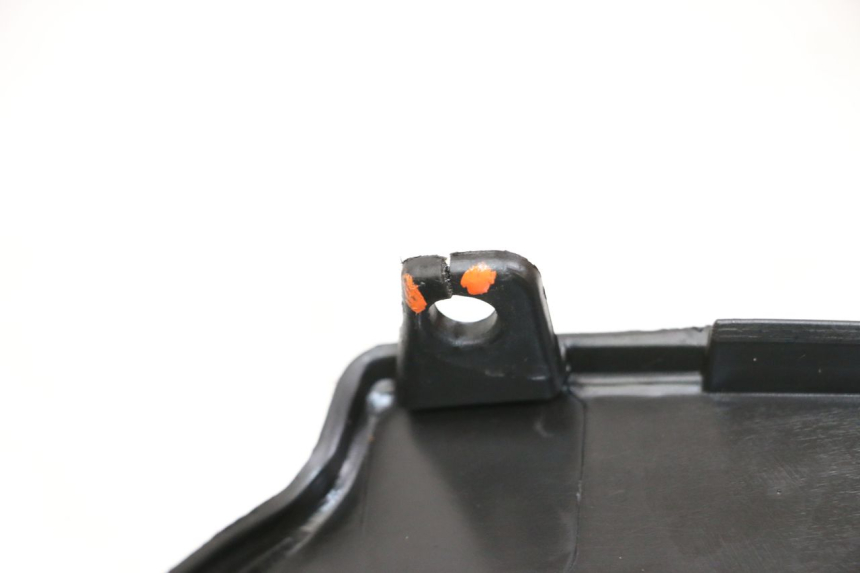 photo de SPEEDOMETER SURROUND PIAGGIO MP3 LT 400 (2007 - 2012) - Component detail