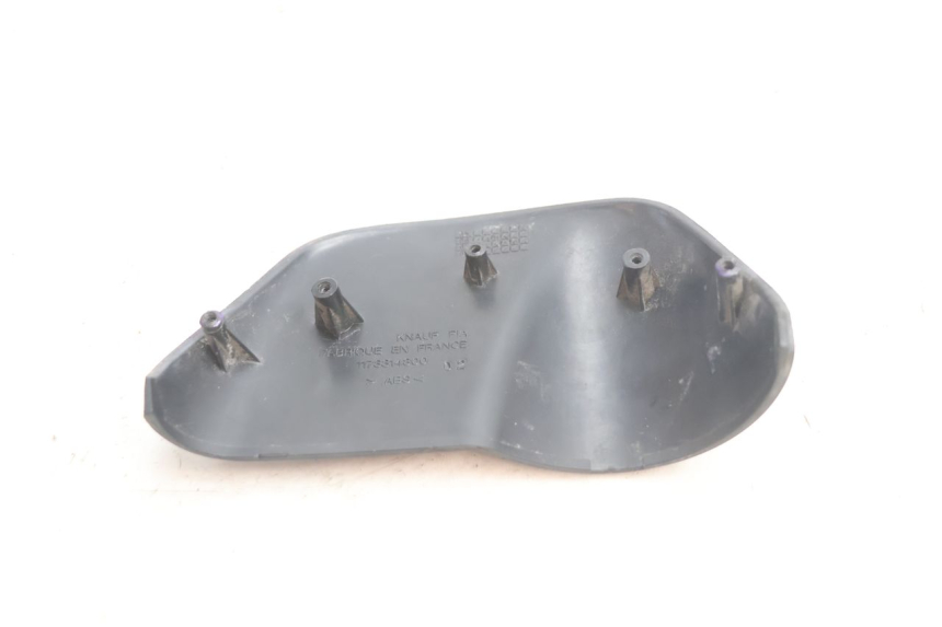 photo de SPEEDOMETER SURROUND PEUGEOT TREKKER 50 (1995 - 2004) - Fixing points details