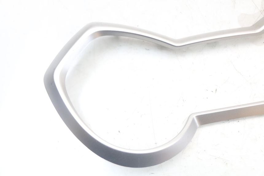 photo de SPEEDOMETER SURROUND YAMAHA XMAX X-MAX ABS 125 (2017 - 2020) - Component detail