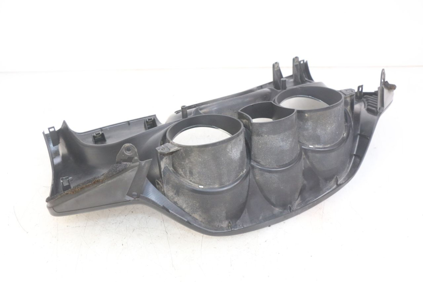 photo de SPEEDOMETER SURROUND YAMAHA YP MAJESTY 400 (2004 - 2008) - Component detail