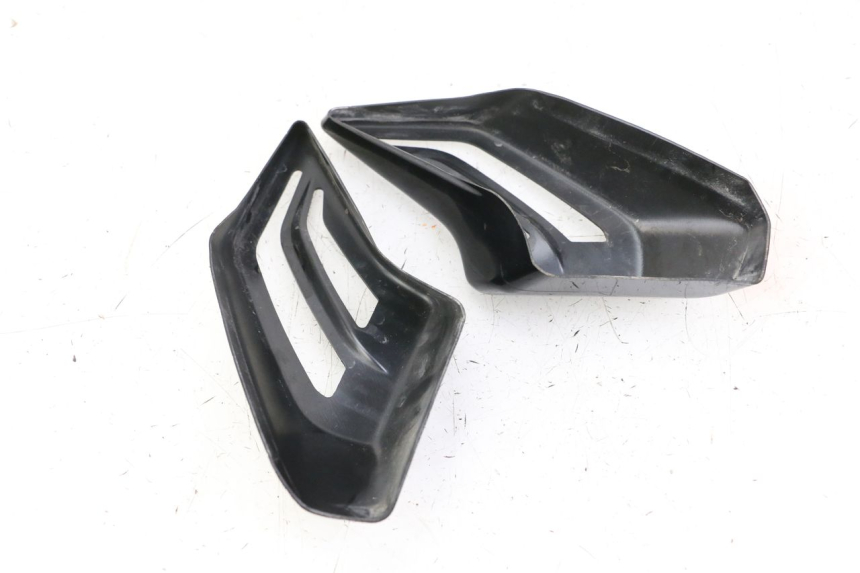 photo de TAIL LIGHT FAIRING YAMAHA YP T-MAX TMAX 530 (2017 - 2020) - Zoom on usage condition