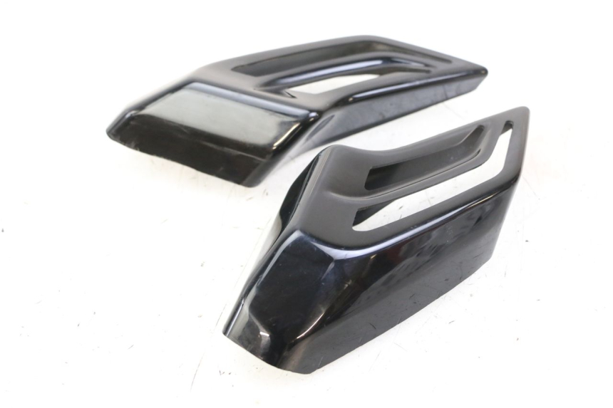 photo de TAIL LIGHT FAIRING YAMAHA YP T-MAX TMAX 530 (2017 - 2020) - Technical close-up