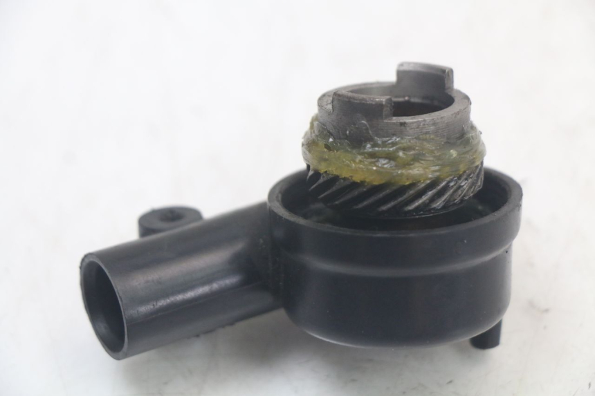 photo de SPEEDOMETER DRIVE KYMCO AGILITY 4T 50 (2018 - 2022) - Alternative perspective