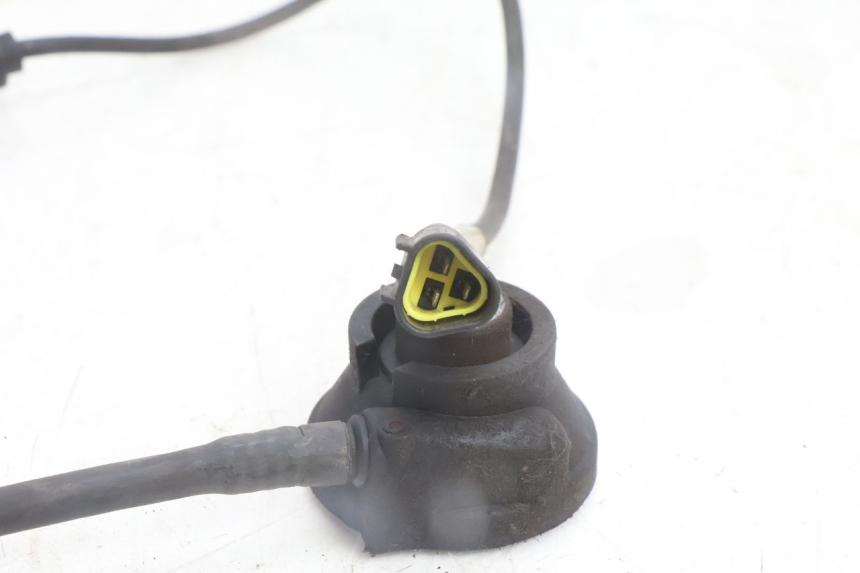 photo de SPEEDOMETER DRIVE PEUGEOT CITYSTAR 125 (2011 - 2017) - Fixing points details