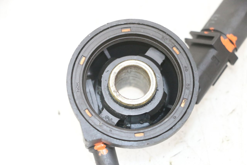 photo de SPEEDOMETER DRIVE PEUGEOT ELYSTAR 125 (2002 - 2007) - Technical close-up