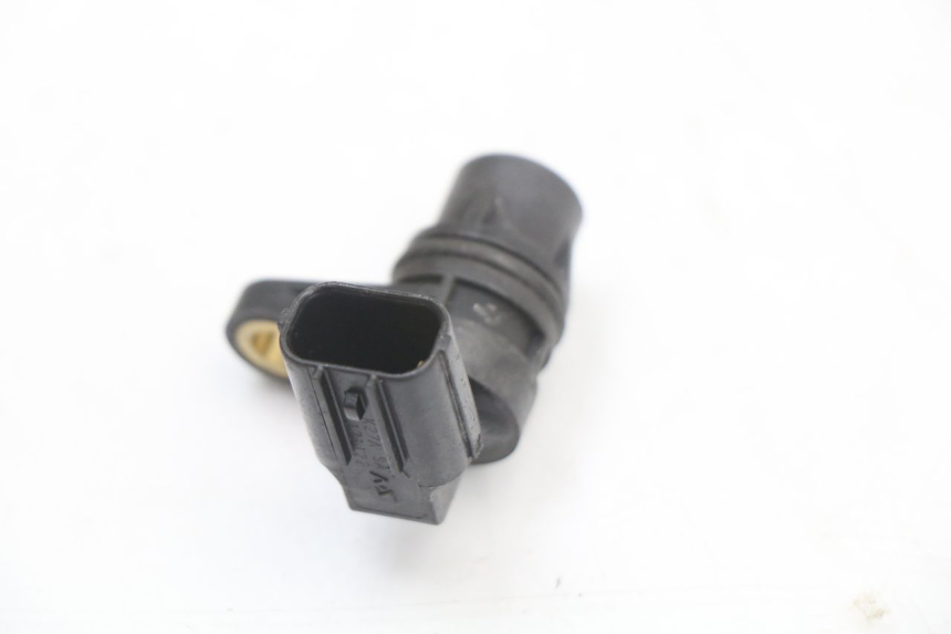 photo de SPEEDOMETER DRIVE HONDA PCX (JF47) 125 (2012 - 2013) - Alternative perspective