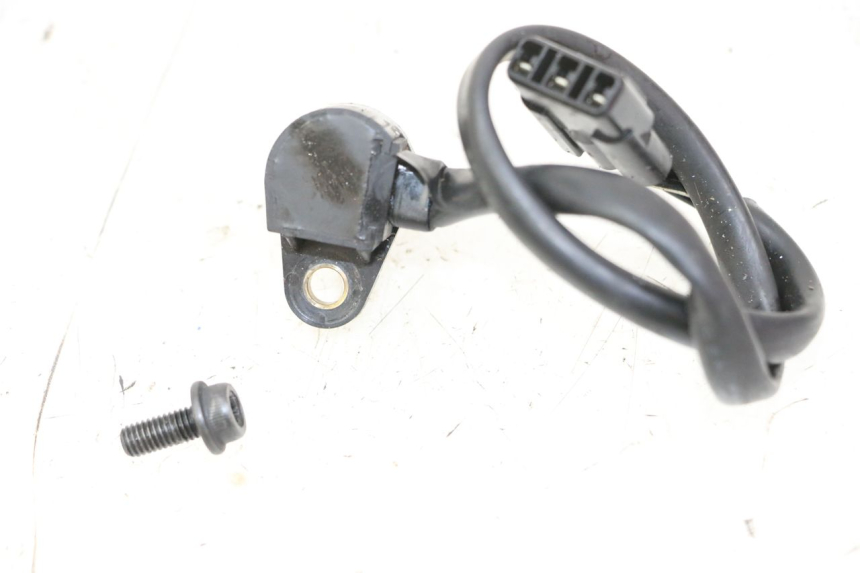 photo de SPEEDOMETER DRIVE SUZUKI GSR 750 (2011 - 2017) - Zoom on usage condition