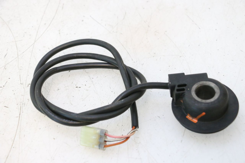 photo de SPEEDOMETER DRIVE SUZUKI SV S 650 (2003 - 2009) - Fixing points details