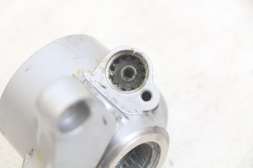 photo de SPEEDOMETER DRIVE PIAGGIO VESPA S 2T 50 (2007 - 2014) - Alternative perspective