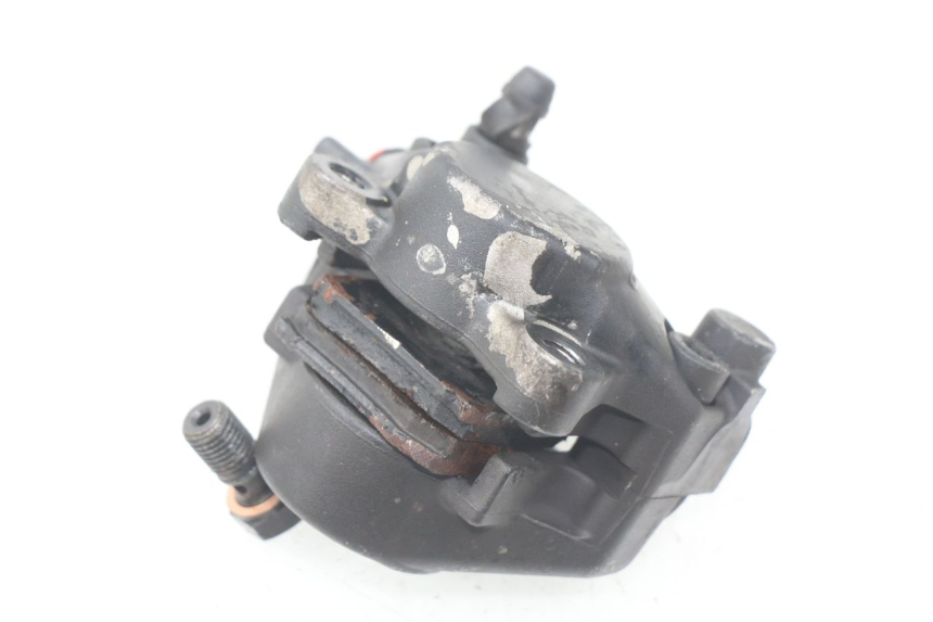 photo de REAR BRAKE CALIPER YAMAHA AEROX NAKED 2T 50 (2013 - 2017) - Zoom on usage condition