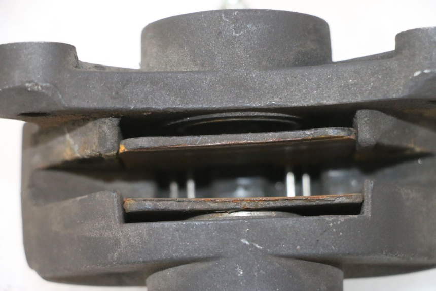 photo de REAR BRAKE CALIPER PEUGEOT ELYSTAR 50 (2002 - 2014) - Alternative perspective
