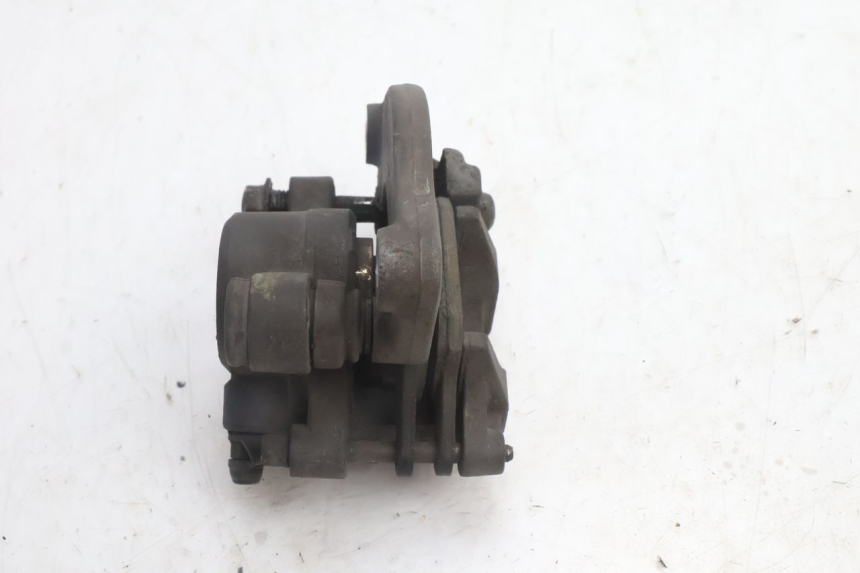 photo de REAR BRAKE CALIPER HONDA FES PANTHEON 125 (2003 - 2007) - Technical close-up