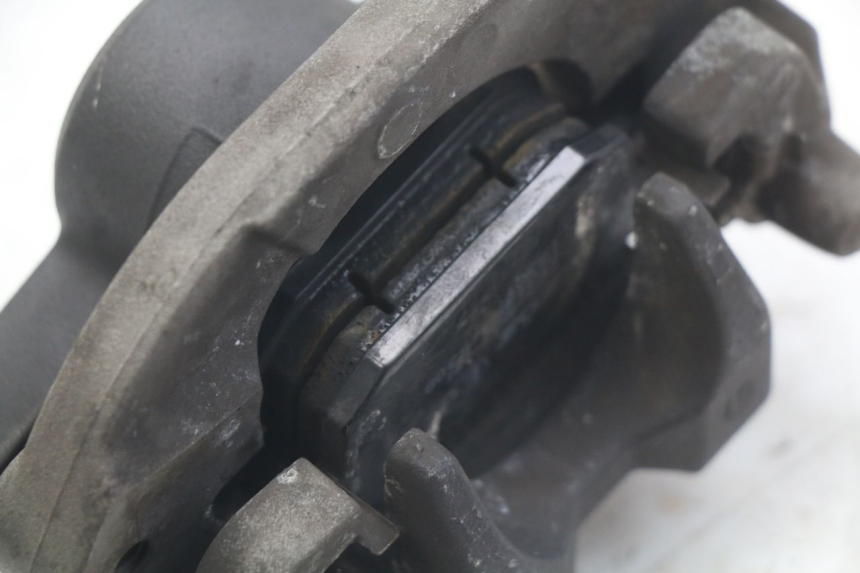 photo de REAR BRAKE CALIPER HONDA FORZA 125 (2015 - 2016) - Technical close-up