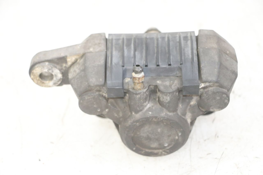 photo de REAR BRAKE CALIPER SUZUKI GS GSE 500 (2001 - 2003) - Technical close-up