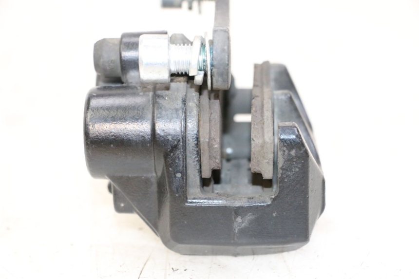 photo de REAR BRAKE CALIPER KEEWAY K-LIGHT KLIGHT 125 (2018 - 2025) - Zoom on usage condition