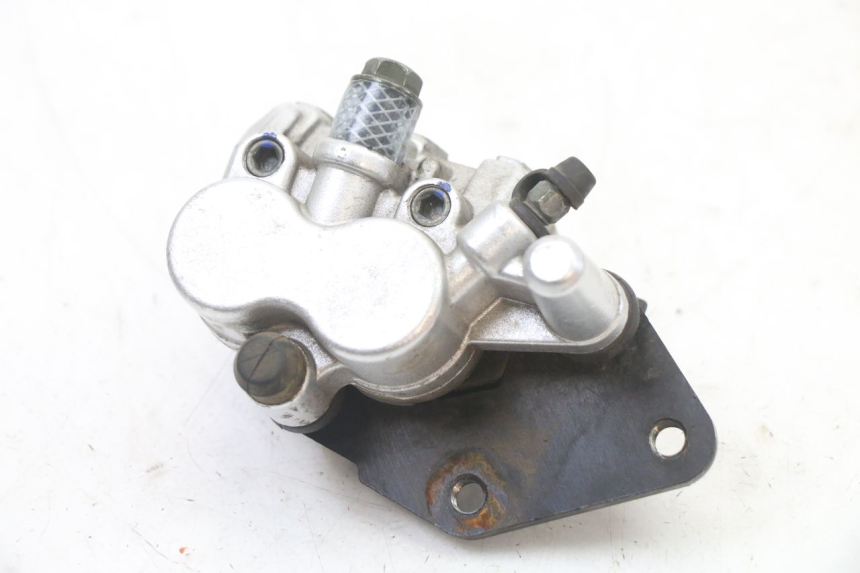 photo de REAR BRAKE CALIPER LONGJIA SHARPY 125 (2020 - 2024) - Component detail