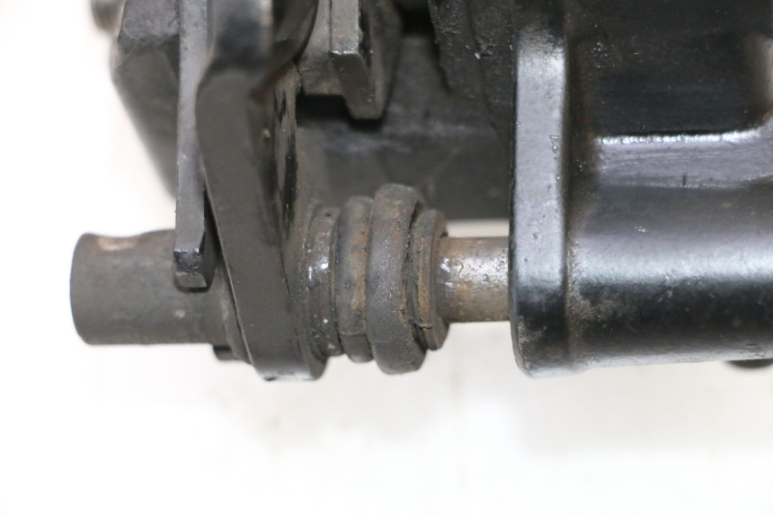 photo de REAR BRAKE CALIPER PIAGGIO MP3 RL 250 (2006 - 2010) - Technical close-up