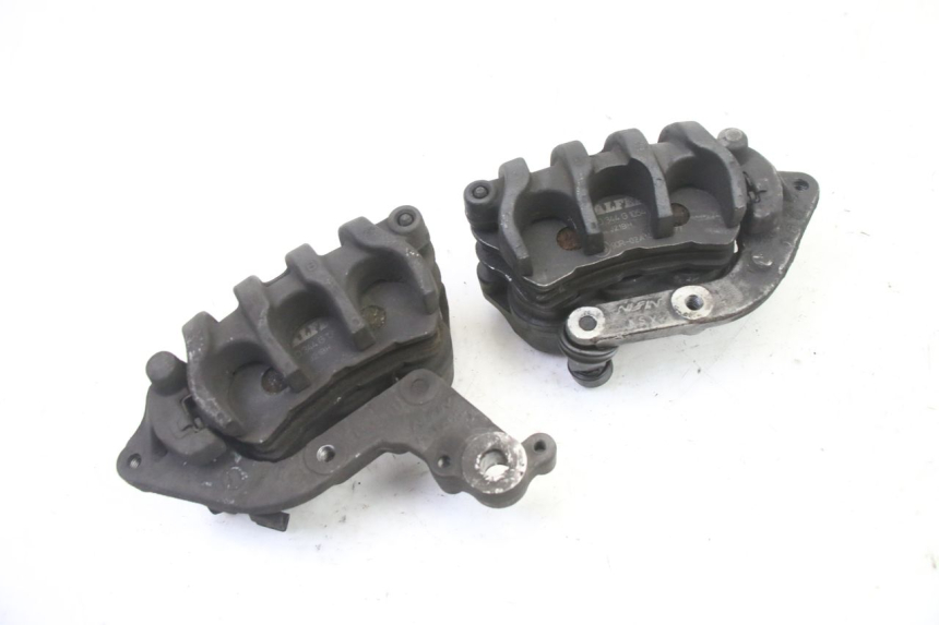 photo de REAR BRAKE CALIPER HONDA NTV DEAUVILLE ABS 700 (2007 - 2016) - Technical close-up