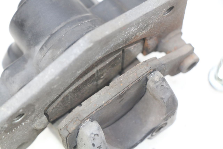 photo de REAR BRAKE CALIPER SUZUKI SIXTEEN 125 (2008 - 2010) - Component detail