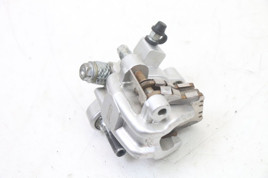 photo de REAR BRAKE CALIPER SMALL MX THUNDER 250 - Alternative perspective