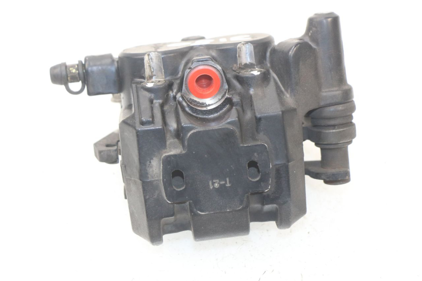 photo de REAR BRAKE CALIPER TRIUMPH SPEED TRIPLE 1050 (2005 - 2007) - Technical close-up