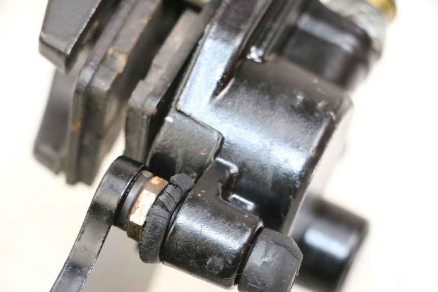 photo de REAR BRAKE CALIPER NITRO MOTORS THUNDER 125 - Zoom on usage condition