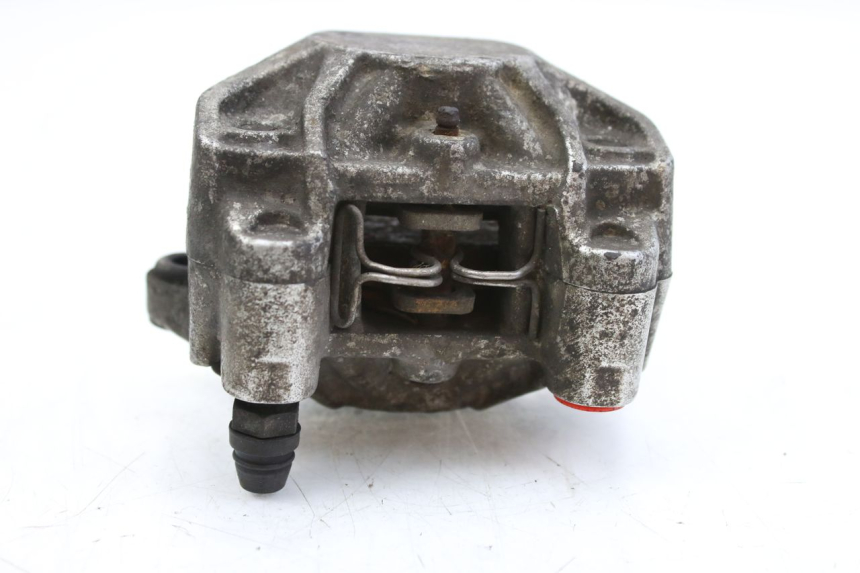 photo de REAR BRAKE CALIPER YAMAHA XMAX X-MAX 125 (2006 - 2009) - Fixing points details