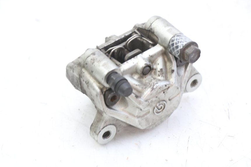 photo de REAR BRAKE CALIPER YAMAHA XMAX X-MAX 125 (2006 - 2009) - Technical close-up