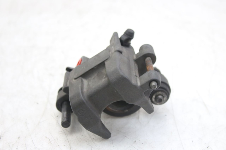 photo de REAR BRAKE CALIPER YAMAHA YZF R1 1000 (2007 - 2008) - Alternative perspective