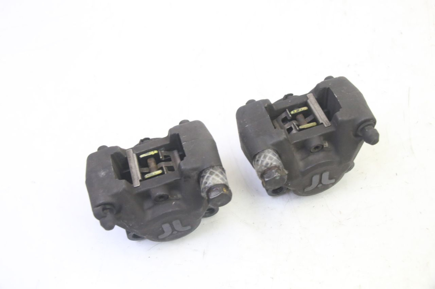 photo de FRONT BRAKE CALIPER QUADRO 4 4D 350 (2015 - 2018) - Component detail