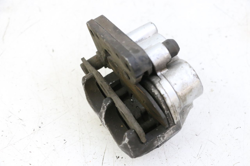 photo de FRONT BRAKE CALIPER KYMCO AGILITY 4T 50 (2018 - 2022) - Zoom on usage condition