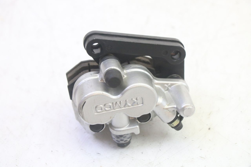 photo de FRONT BRAKE CALIPER KYMCO AGILITY 4T 50 (2018 - 2022) - Alternative perspective