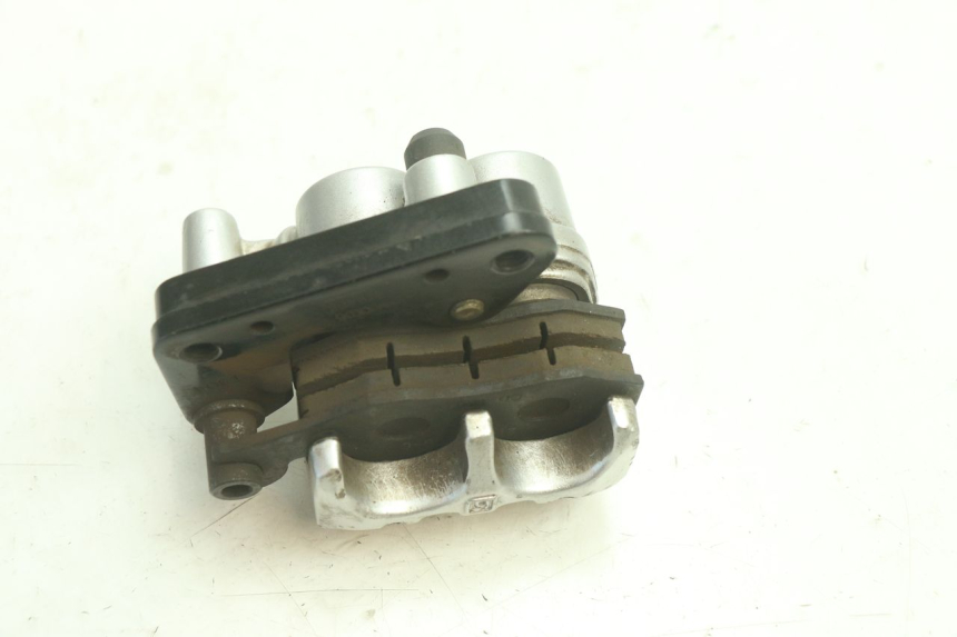photo de FRONT BRAKE CALIPER KYMCO AGILITY 4T 50 (2018 - 2022) - Technical close-up