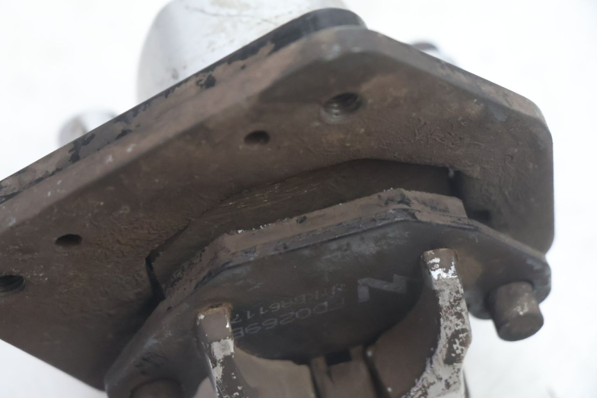 photo de FRONT BRAKE CALIPER KYMCO AGILITY FR 2T 50 (2012 - 2017) - Fixing points details
