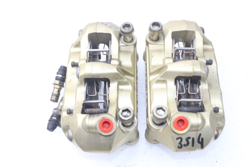 photo de FRONT BRAKE CALIPER MV AGUSTA BRUTALE R WALLY 910 (2008 - 2008) - Surface and material condition