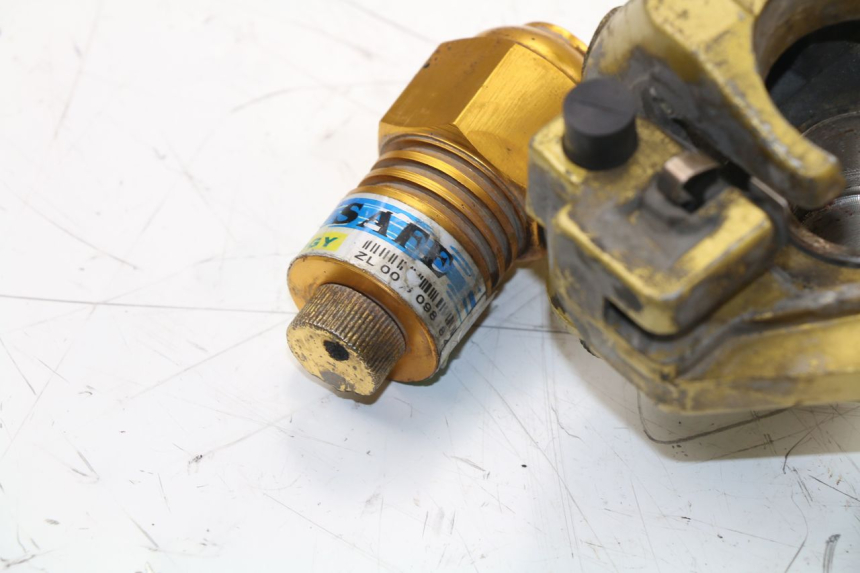 photo de FRONT BRAKE CALIPER BAOTIAN BT 49 QT-9 50 (2006 - 2010) - Zoom on usage condition