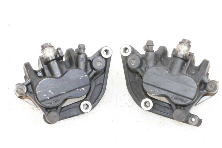 photo de FRONT BRAKE CALIPER SUZUKI BURGMAN 650 (2013 - 2020) - Main view